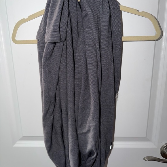 Lululemon Vinyasa Stripe Scarf, Wrap, Cardigan - Picture 6 of 7